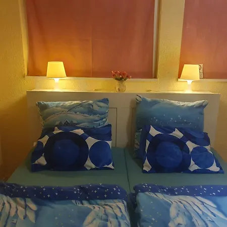 Δωμάτια σε οικογενειακή κατοικία Guest House *